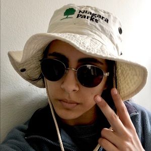 Niagara Falls parks bucket hat